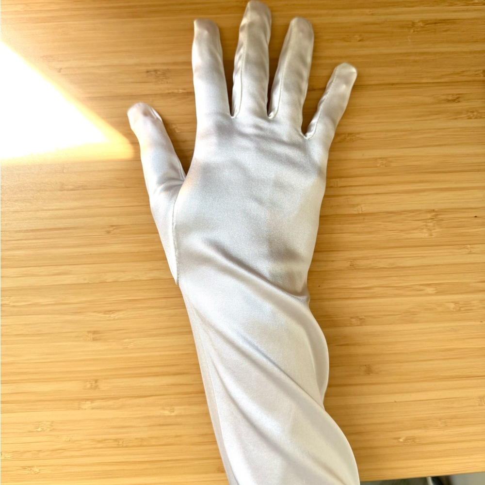23” Long Opera Length Real Silk White Gloves